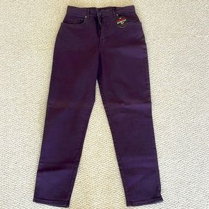 Pair of purple Gloria Vanderbilt jeans, Size 10 Petite